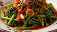 Resep Tumis Pakis Khas Padang yang Pedas Gurih Menggugah Selera, Dijamin Renyah