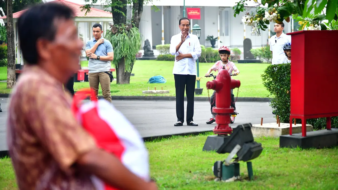Presiden Jokowi beraktivitas di Yogyakarta saat PDIP menggelar Rakernas V di kawasan Ancol, Jakarta Utara, Jumat (24/5/2024).