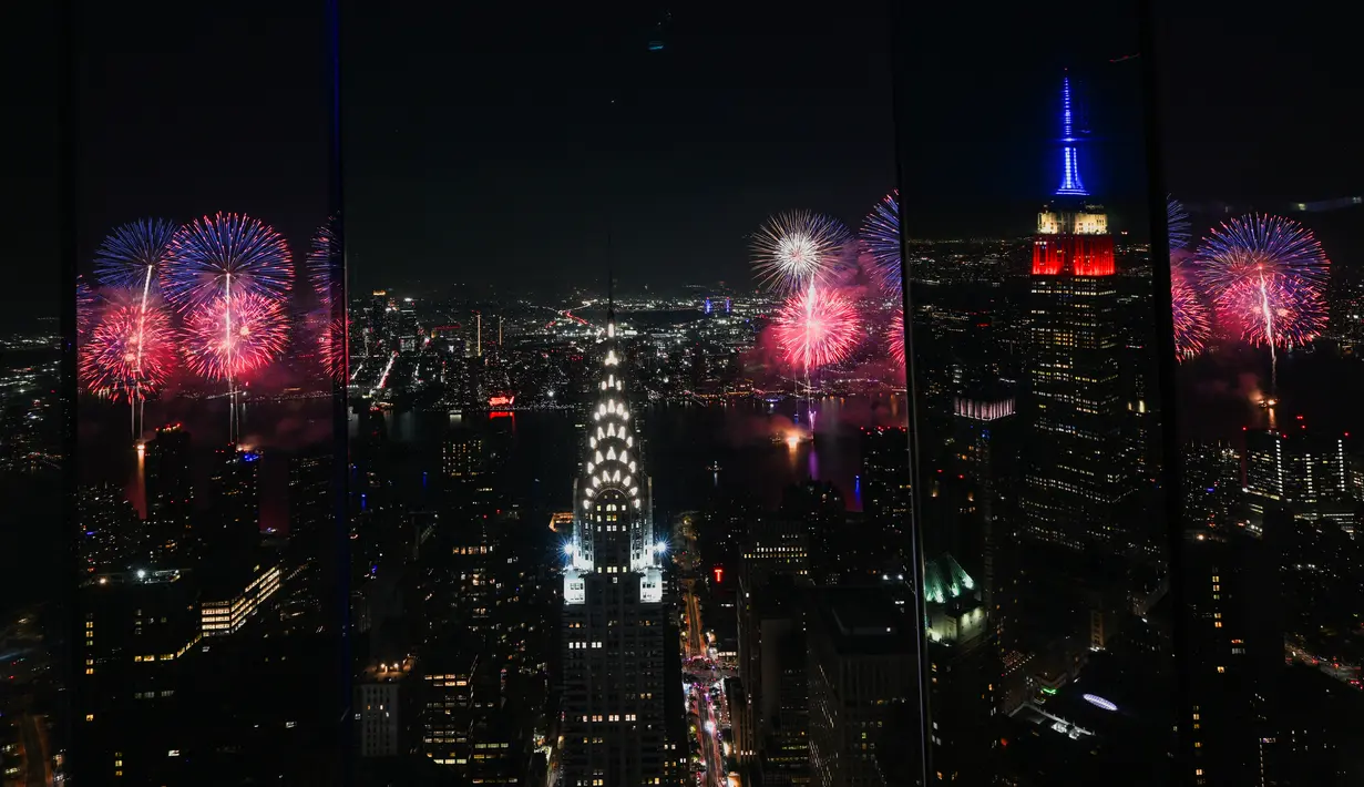<p>Perayaan Hari Kemerdekaan Amerika Serikat digelar setiap 4 Juli. (Alexi J. Rosenfeld/Getty Images/AFP)</p>