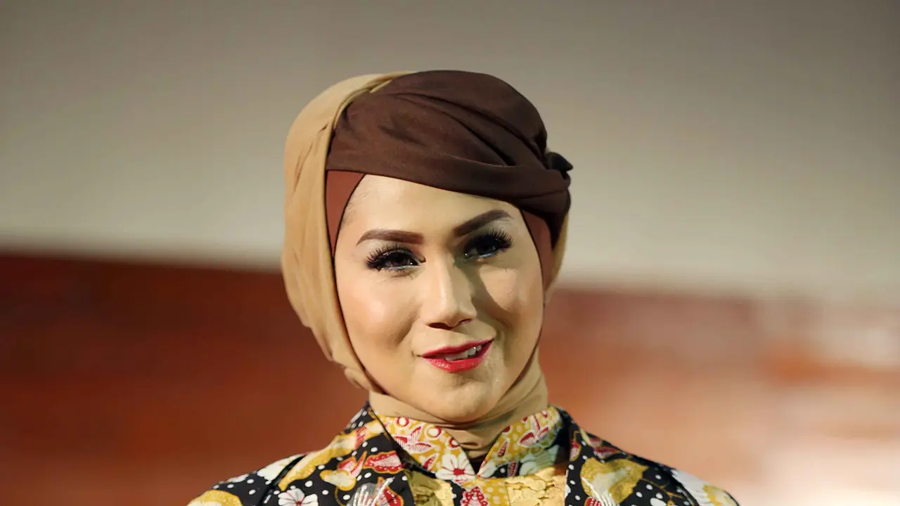 [Bintang] Marini Zumarnis 