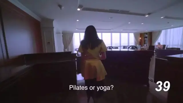 Bergaya Mewah, Ini Potret Dapur Rumah Liliana Tanoesoedibjo yang Serba Klasik dengan Nuansa Kayu