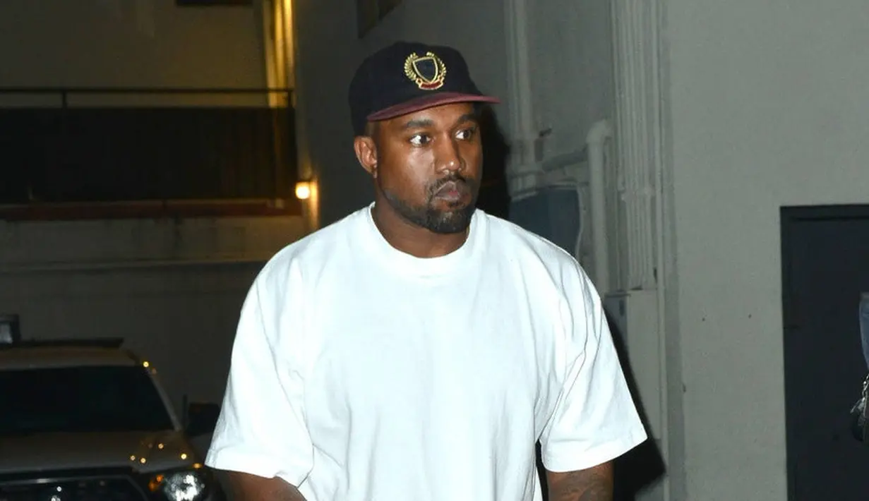 Kanye West sendiri pun kini dikatakan kurang tidur dan terus saja bekerja. (20minutes.fr)