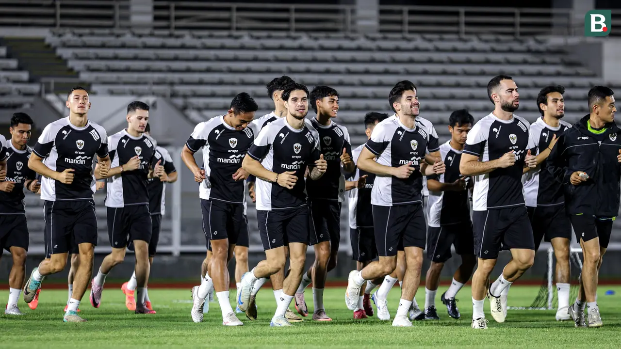 Foto: Baru Tiba di Tanah Air, Kevin Diks Langsung Geber Latihan Bersama Timnas Indonesia