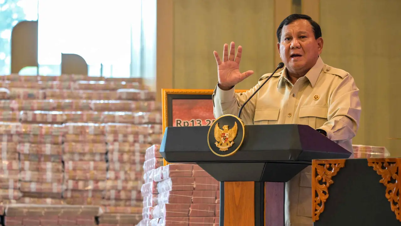 Disaksikan Presiden Prabowo, Kejagung Serahkan Uang Rp 13,2 Triliun Hasil Sitaan Korupsi CPO ke Negara