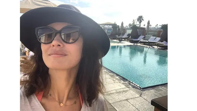 6 Potret Olga Kurylenko, Pemain Film James Bond yang Positif Virus Corona