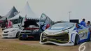 Tiga buah mobil yang telah dimodifikasi ikut mejeng dalam Automodfest 2014, Jakarta, Minggu (9/11/2014) (Liputan6.com/Andrian M Tunay)