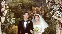 Pada tanggal 31 Oktober 2017, Song Joong Ki dan Song Hye Kyo resmi menikah. namun sayang, usia pernikahan yang belum genap menginjak 2 tahun ini harus menghadapi jalan perceraian. (Liputan6.com/IG/kyo1122)