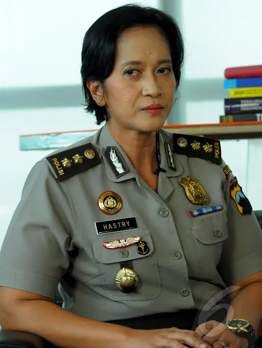 Sehari-hari, Hastry berdinas di Kepolisian Daerah Jawa Tengah. Ia menjabat sebagai Kepala Sub Bidang Kedokteran Polisi (Kasubid Dokpol) Bidang Kedokteran Kesehatan (Biddokes) Polda Jawa Tengah, Jakarta, Kamis (12/3/2015). (Liputan6.com/Faisal R Syam) 