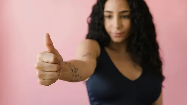 Tenang dan Percaya Diri dalam Berbicara dan Bertindak