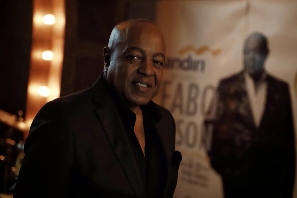 [Bintang] Peabo Bryson