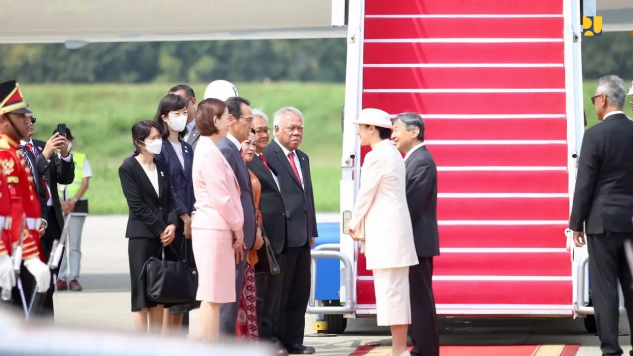 Menteri Pekerjaan Umum dan Perumahan Rakyat (PUPR) Basuki Hadimuljono melepas kepulangan Yang Mulia Kaisar Jepang Naruhito dan Permaisuri Masako