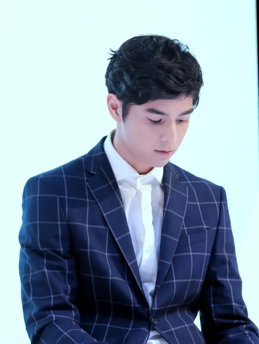 Saat bulan Ramadan tiba, Al Ghazali waktu yang tepat untuk berkumpul bersama dengan saudara. Saat kumpul semua keluarga itu dimanfaatkan untuk selfie yang konyol-konyol. (Adrian Putra/Bintang.com)