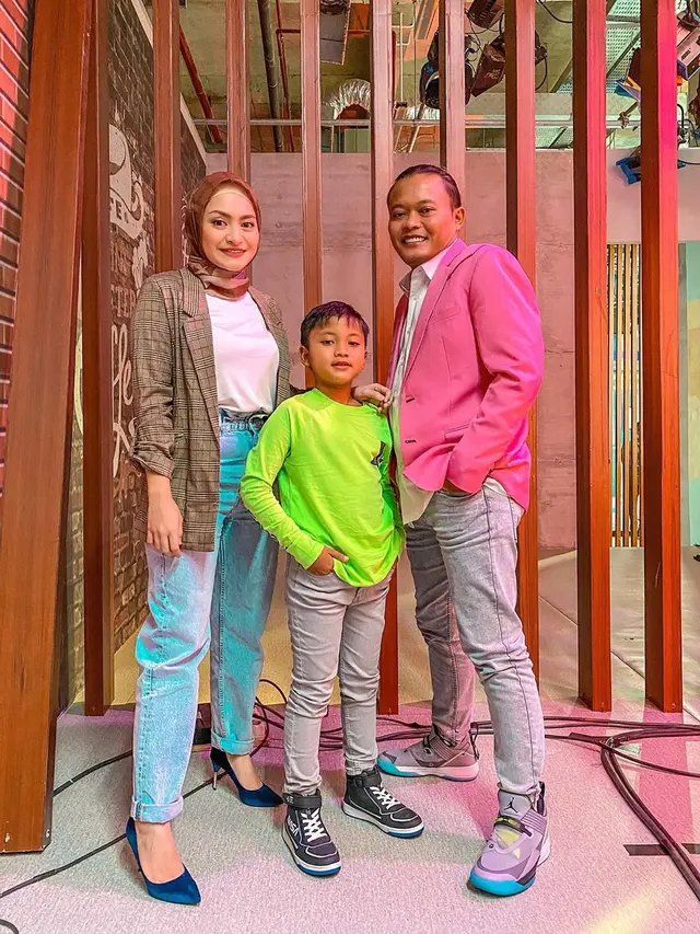 Calon Ibu Sambung, Ini 6 Potret Kedekatan Natalie Holscher dan Anak Sule