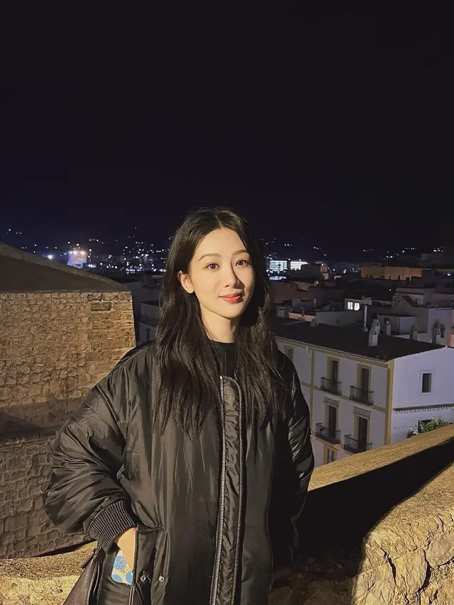 Artis China Yang Zi
