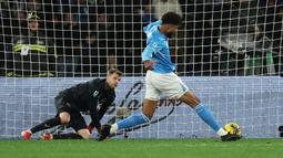 Inter Milan unggul di laga ini berkat gol Federico Dimarco di babak pertama. Namun Napoli mampu menyamakan kedudukan berkat gol Philip Billing di akhir babak kedua. (Alfredo Falcone/LaPresse via AP)