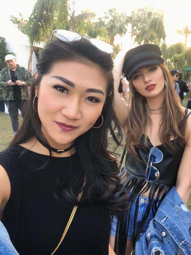 Nia Ramadhani dan Theresa Wienathan. (Foto: Instagram @theresawienathan)