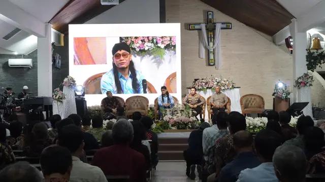 Gus Miftah di hadapan 200 pendeta dan 50 romo di GKI Gejayan