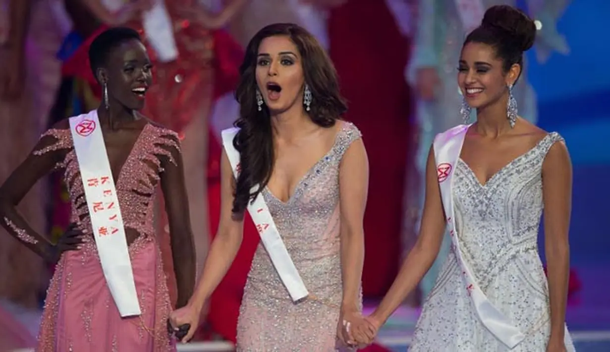 Kecerdasan yang dimiliki Manushi Chhillar nampaknya menjadi salah satu alasan juri jatuh hati dan memilihnya sebagai pemenang di tahun ini. Hal ini sangat terlihat saat Manushi Chhillar menjawab pertanyaan dewan juri. (AFP/NICOLAS ASFOURI)