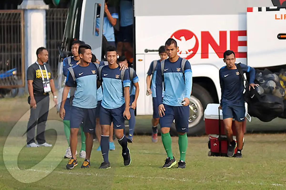 gallery-bola-2-131010a.jpg