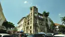 Bangunan rusak yang akan direvitalisasi di kawasan Kota Tua Jakarta, Rabu (18/3/2015). Menteri Pariwisata telah mengeluarkan Keputusan Menteri yang menetapkan Kota Tua sebagai destinasi utama wisata dan pusat pertunjukan seni. (Liputan6.com/Faizal Fanani)