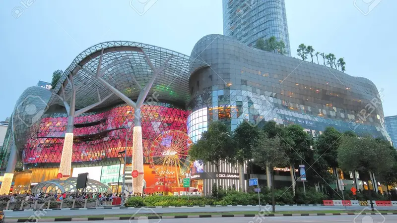 Rekomendasi Tempat Wisata di Surga Belanja Singapura, Orchard Road