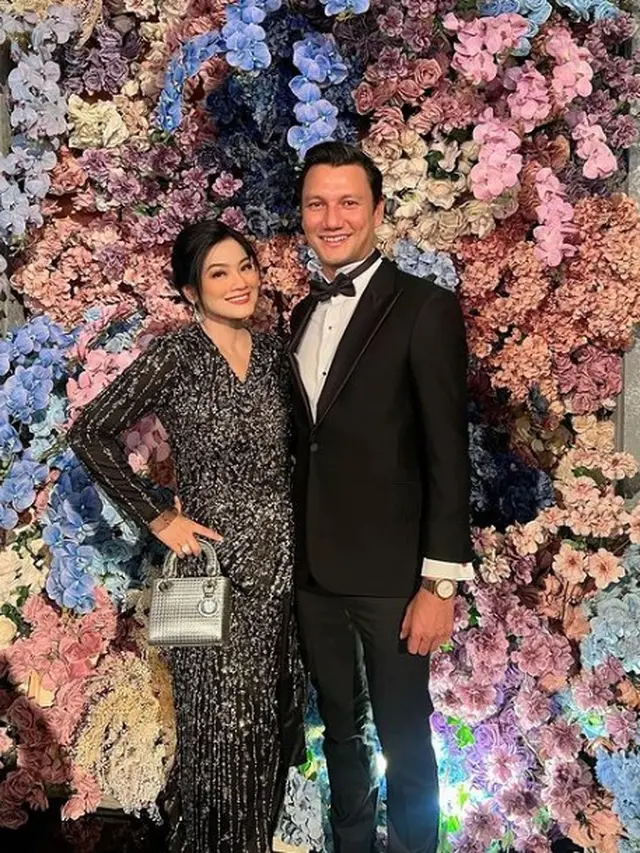 Titi Kamal dan Christian Sugiono (Instagram/titi_kamall)