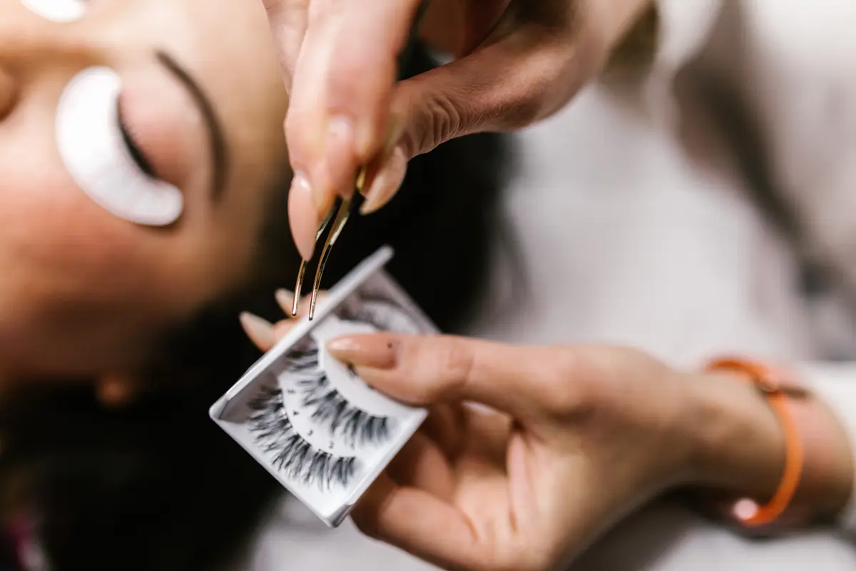Eyelashes