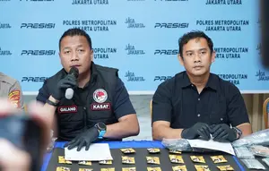 Satresnarkoba Polres Metro Jakarta Utara menemukan vape etomidate usai menggerebek Alexa Suites and Lounge di kawasan Penjaringan, Jakarta Utara, Selasa (2/6/2026) dini hari. (Foto: Istimewa).