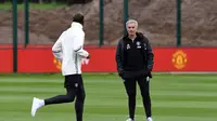 MU Vs Brighton, Mourinho Lindungi Pogba dan Ibrahimovic
