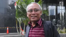 Anggota DPR Fraksi PDIP, Arif Wibowo usai memenuhi panggilan penyidik KPK di Jakarta, Kamis (7/4/2019). Arif Wibowo diperiksa dalam kapasitas sebagai saksi untuk melengkapi berkas penyidikan tersangka Markus Nari terkait kasus dugaan korupsi pengadaan e-KTP. (merdeka.com/Dwi Narwoko)