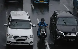 Cuaca Jakarta Hari Ini: Dua Wilayah Berpotensi Hujan Ringan