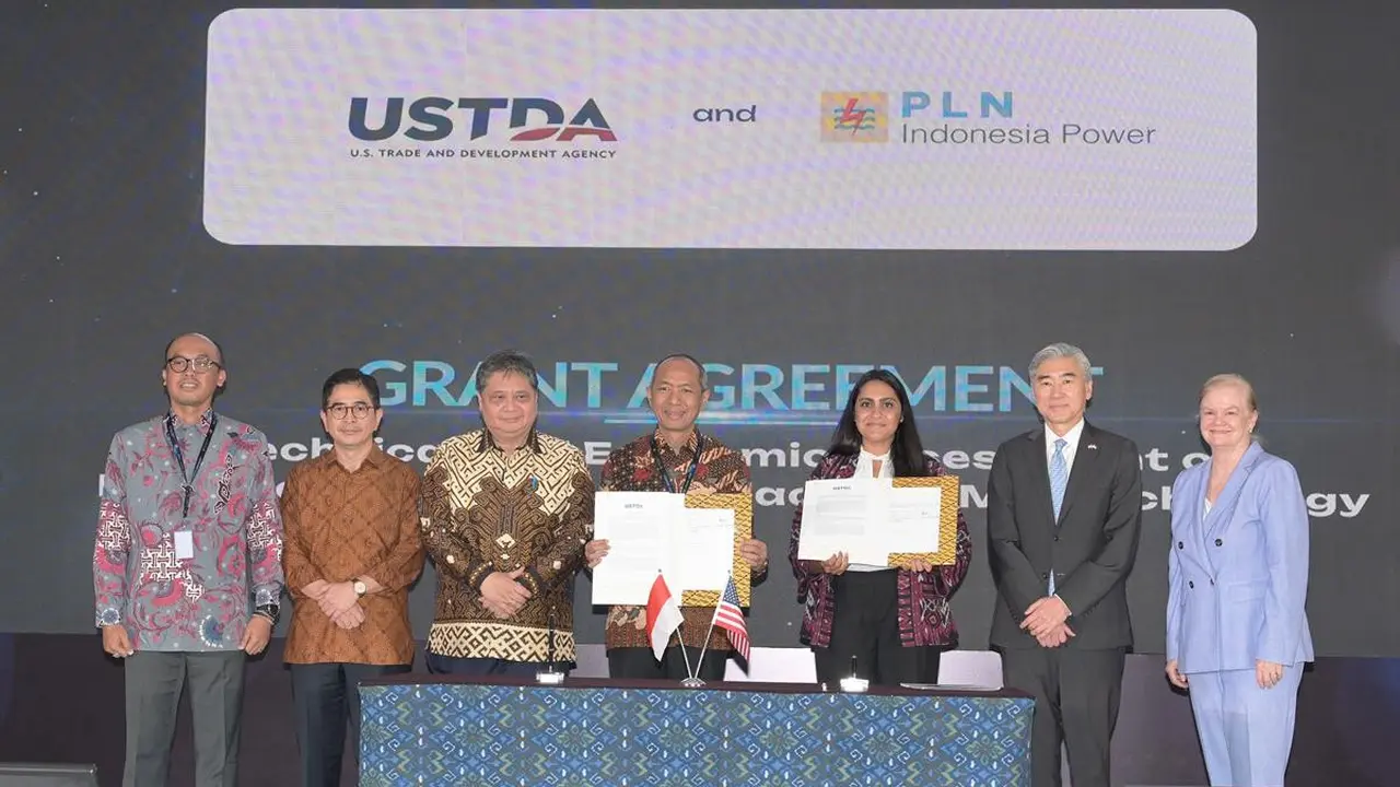 (Dokumentasi penandatanganan kemitraan energi bersih nuklir antara AS dan Indonesia, U.S. Embassy & Consulates in Indonesia).