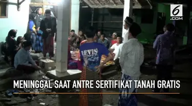 Seorang kakek di Tangerang meninggal usai mengantre sertifikat tanah gratis yang dibagikan oleh presiden Jokowi. Mensos, Idrus Marham mendatangi rumah korban untuk berbelasungkawa.