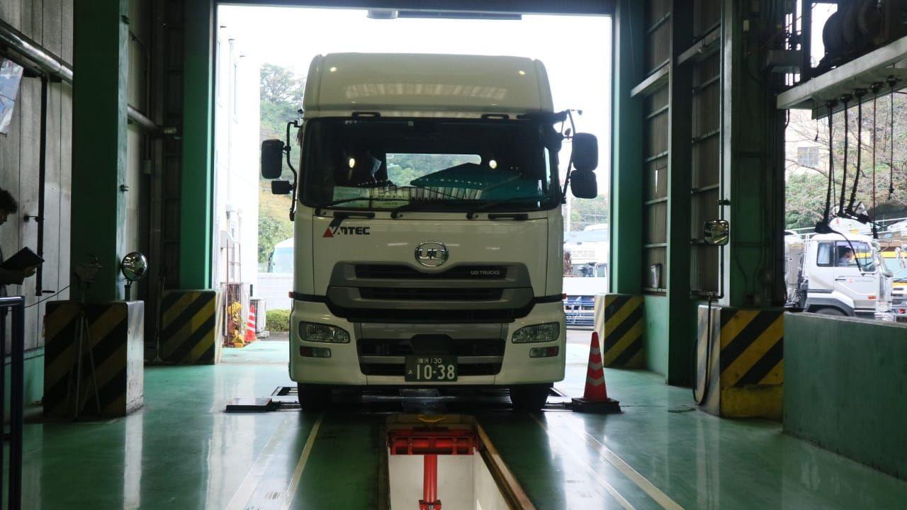 Dealer UD Trucks di Yokohama, Jepang (Herdi/Liputan6.com)