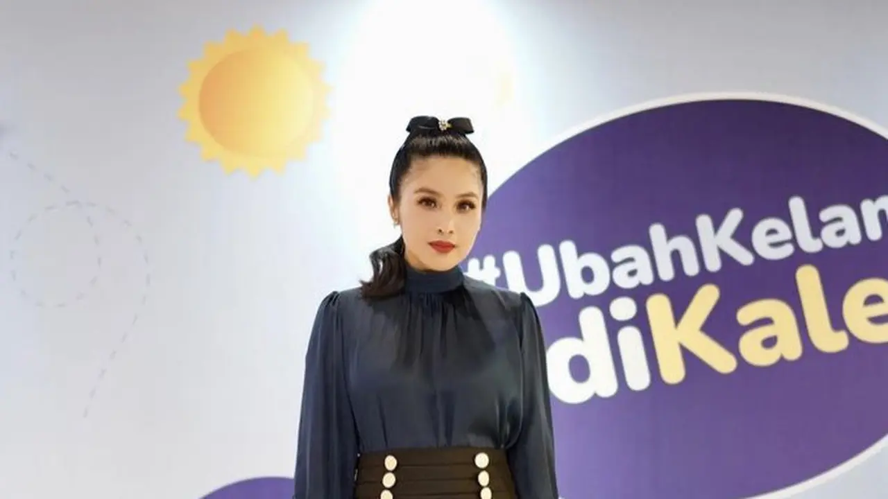 Sandra Dewi