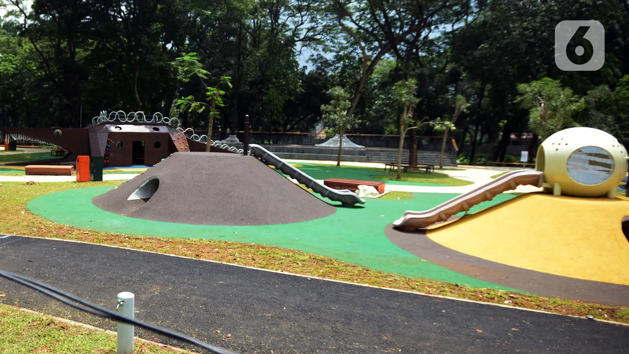 FOTO: Proses Revitalisasi Tebet Eco Park