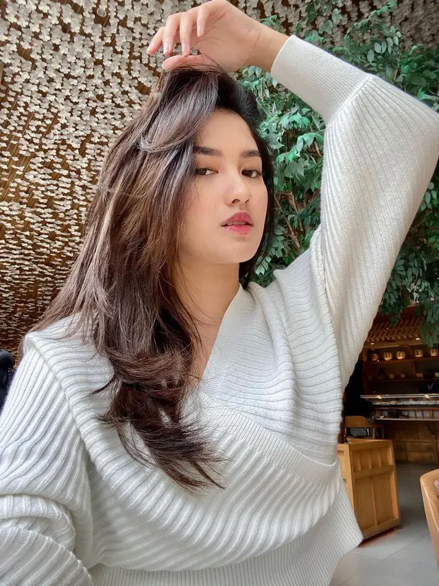 Ochi Rosdiana (https://www.instagram.com/p/CLgMXrJF601/)