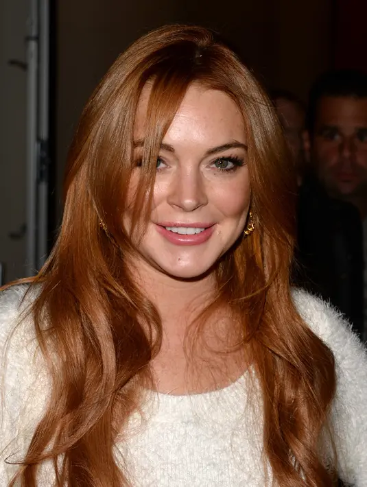 Sampai saat ini Lindsay Lohan belum mengkonfirmasi perihal agama yang dipeluknya saat ini. Meskipun begitu, banyak hal yang menjadi bukti bahwa dirinya telah memeluk agama Islam. (AFP/Bintang.com)