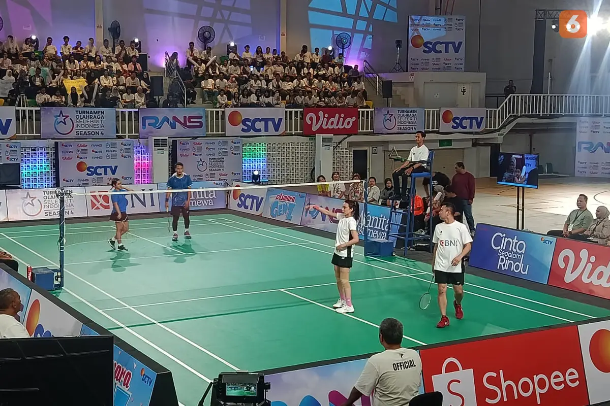Pertandingan grand final badminton