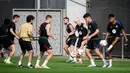Pertandingan El Clasico Liga Spanyol antara Real Madrid vs Barcelona ini dijadwalkan kick-off Minggu, 27 Oktober 2024, jam 02.00 WIB. (AFP/Josep Lago)
