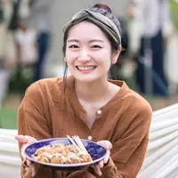 ilustrasi perempuan cantik/buritora/Shutterstock