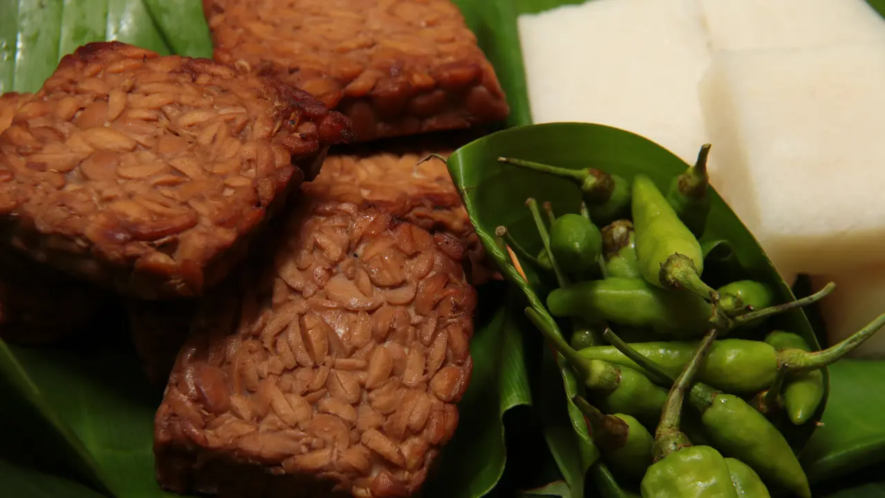 6 Cara Membuat Tempe Bacem yang Enak dan Gurih, Lauk Sederhana yang Menggugah Selera