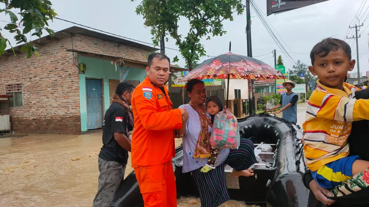 Evakuasi banjir
