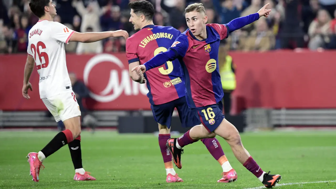 Foto: Penampilan Berliku Fermin Lopez di Laga Barcelona Vs Sevilla, Jadi Supersub tapi Apes Kena Kartu Merah