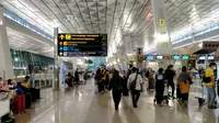 Suasana Bandara Soekarno-Hatta. (Hendragalus / Shutterstock.com)