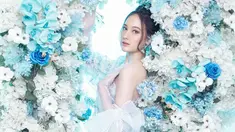 Laura Christina Moane diketahui mengawali kariernya dengan bermain dalam film 'Senior' pada 2019 lalu. Bahkan, karier Laura semakin populer usai main dalam sinetron 'Dari Jendela SMP'. (Liputan6.com/IG/@its_lauramoane2)
