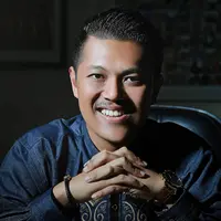 Hendy Setiono (Foto by Galih W Satria/Bintang.com, Digital  Digital Imaging by Muhammad Iqbal Nurfajri/Bintang.com)