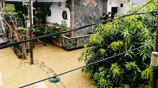 7 Potret Kondisi Rumah Kevin Andrean Usai Dilanda Banjir