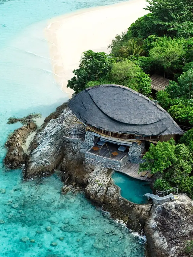 9 Hotel Paling Unik di Indonesia, Punya Konsep Menginap yang Berbeda
