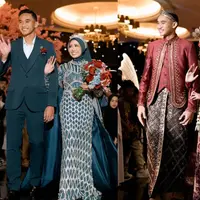 Intip detail megah gaun pengantin istri pesepakbola Rizky Ridho (@rizkyridhoramadhani)